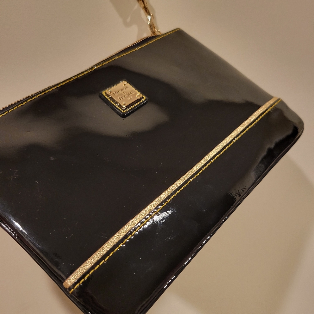 DOONEY&BOURKE CLUTCH - Picture 7 of 7